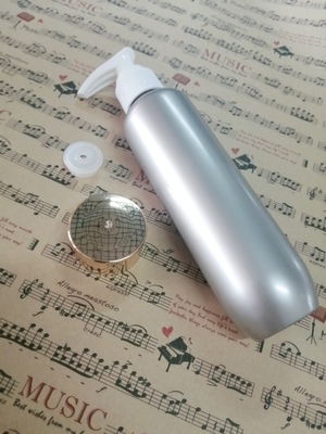 HUISDIEREN200ml Lege Plastic Flessen, Berijpte Lotionfles met Pomp